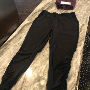 Lululemon size 14 joggers